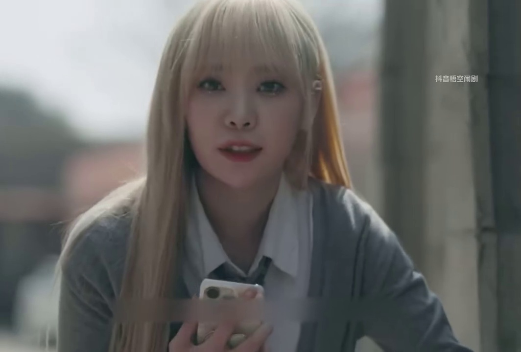 高校女孩的爱情故事